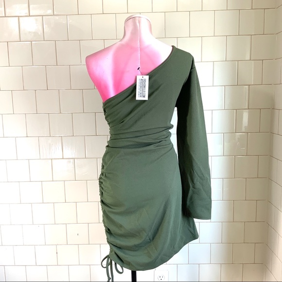 New! One shoulder long sleeved ruched side mini:)) - Picture 3 of 4